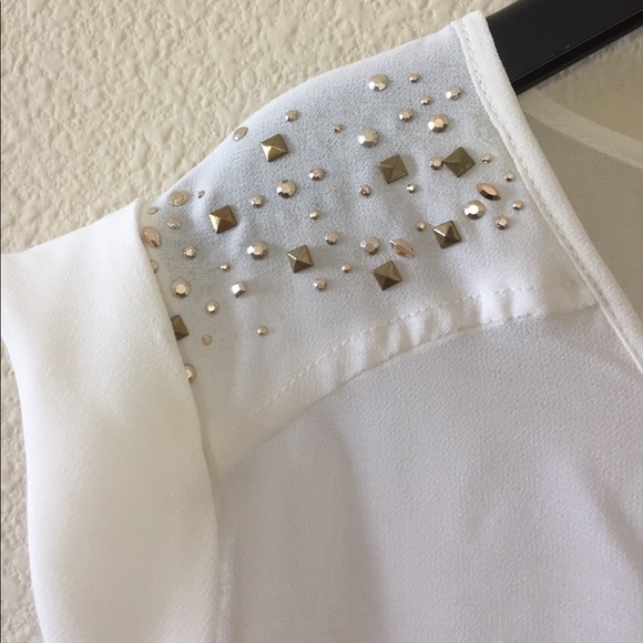 Sheer blouse - Picture 3 of 5